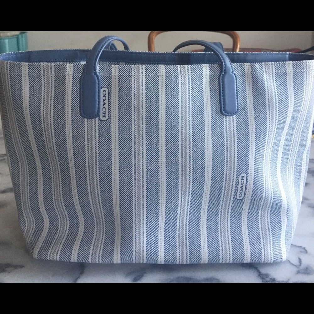 Coach spring/ summer tote bag